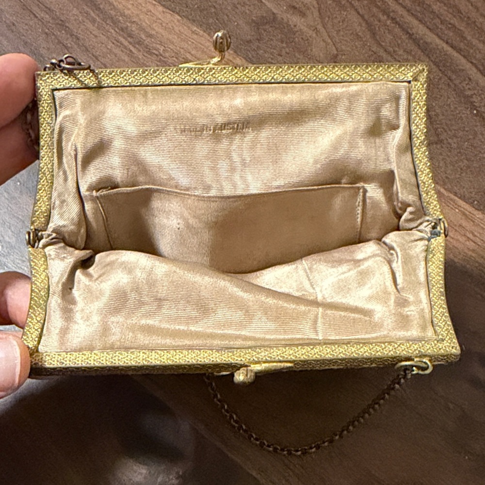1930’s Antique Floral Embroidered Chain Bag - Picture 7 of 7